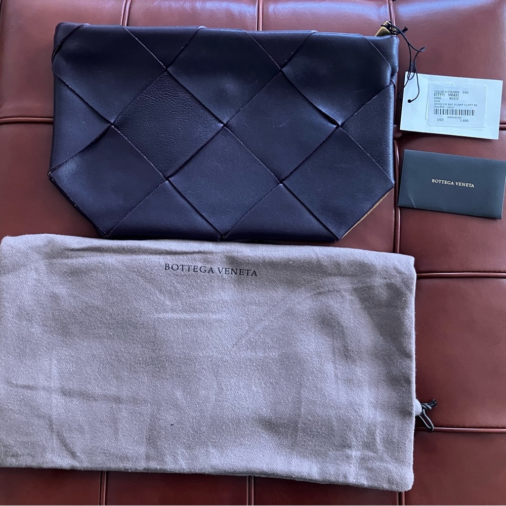 BOTTEGA VENETA Nappa Maxi Intreccio NWT